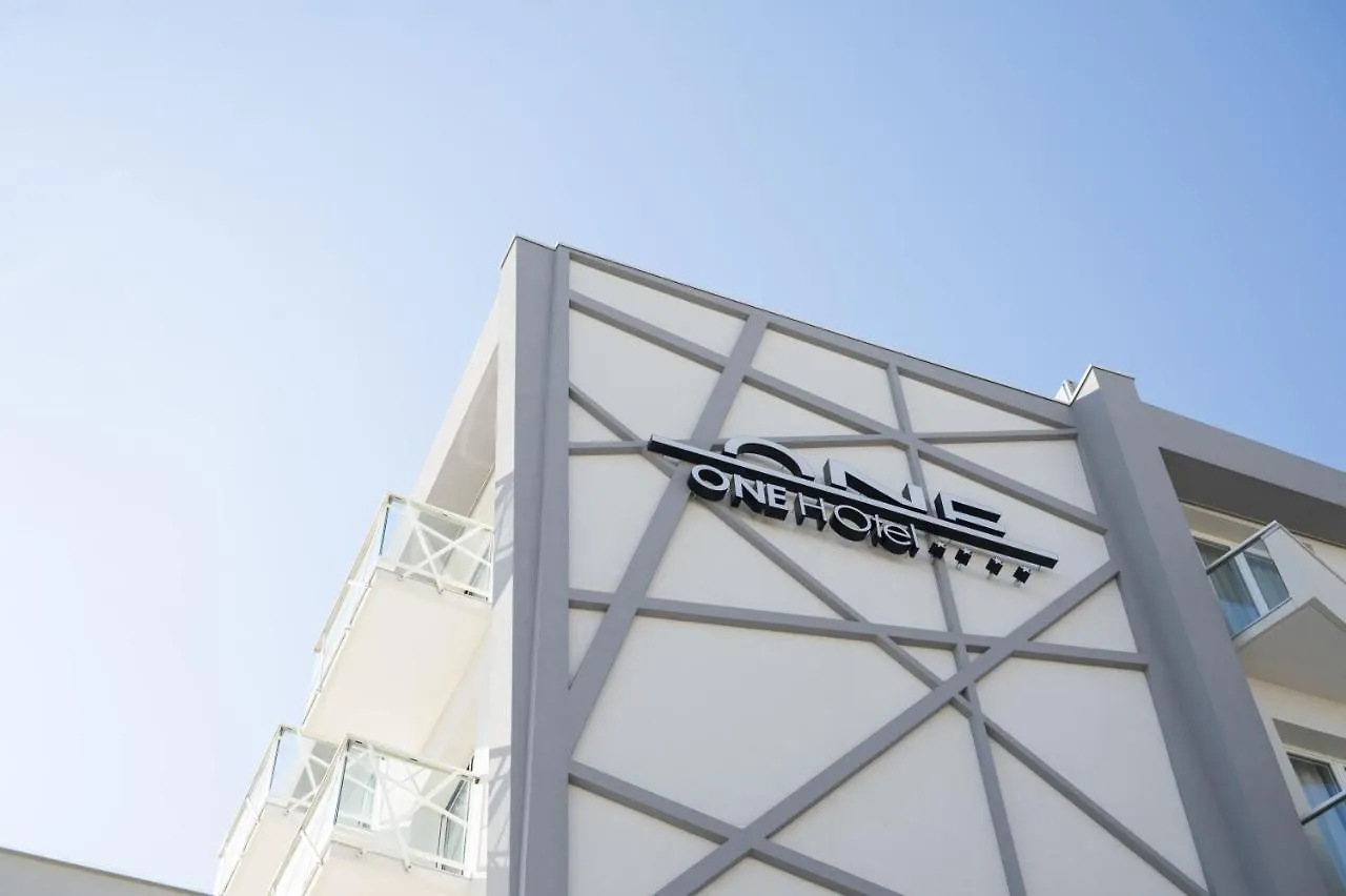 One Design Hotel Rimini 4*,